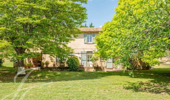 Sale Property La Tour-d'Aigues