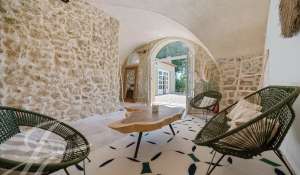 Sale Property Lourmarin