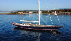 Sale Sailing Yacht 