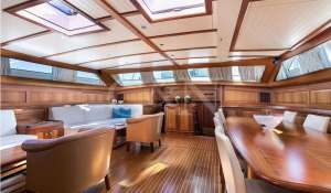 Sale Sailing Yacht 