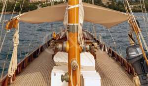 Sale Sailing Yacht 