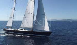 Sale Sailing Yacht 