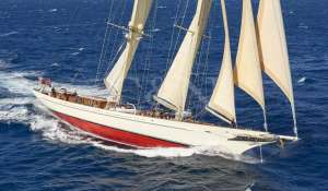 Sale Sailing Yacht 