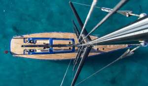 Sale Sailing Yacht 