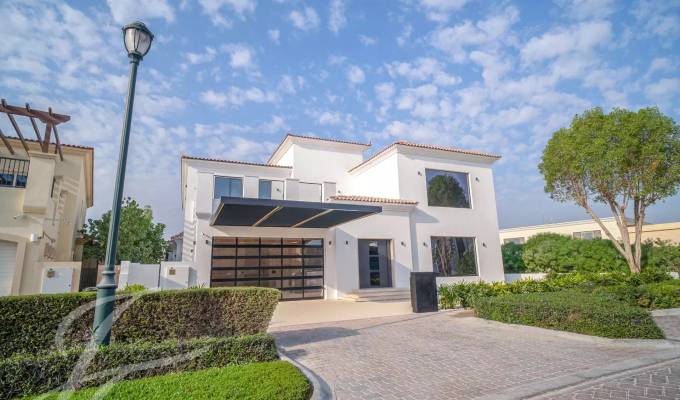 Sale Villa Jumeirah Golf Estate