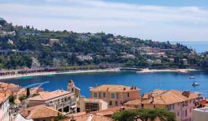 Seasonal rental Apartment Villefranche-sur-Mer