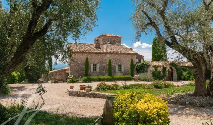 Seasonal rental House Valbonne