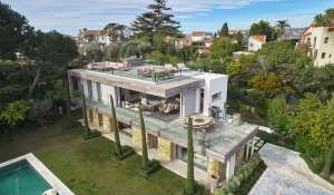 Seasonal rental Property Antibes