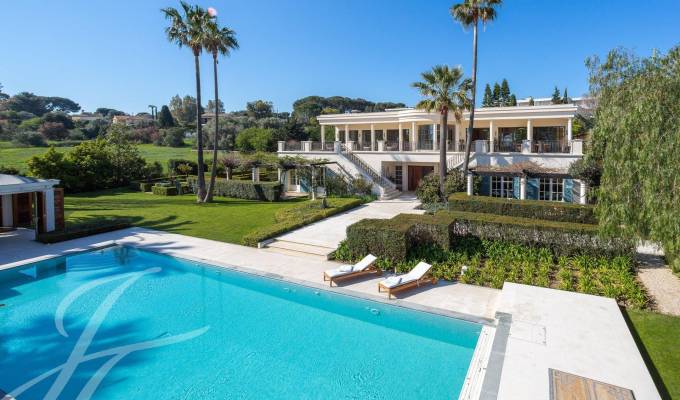 Seasonal rental Property Antibes