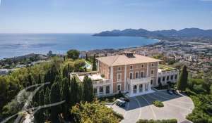 Seasonal rental Property Cannes