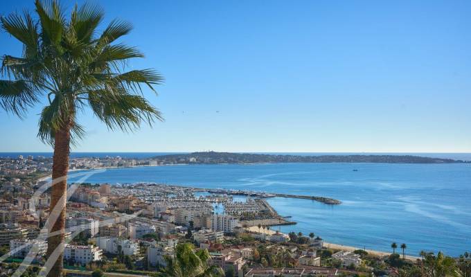 Seasonal rental Property Cannes