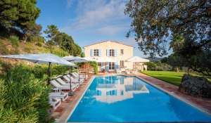 Seasonal rental Property La Croix-Valmer