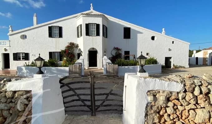 Seasonal rental Villa Alaior