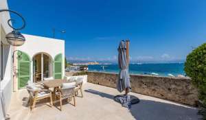 Seasonal rental Villa Antibes