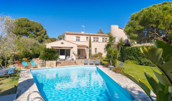 Seasonal rental Villa Antibes