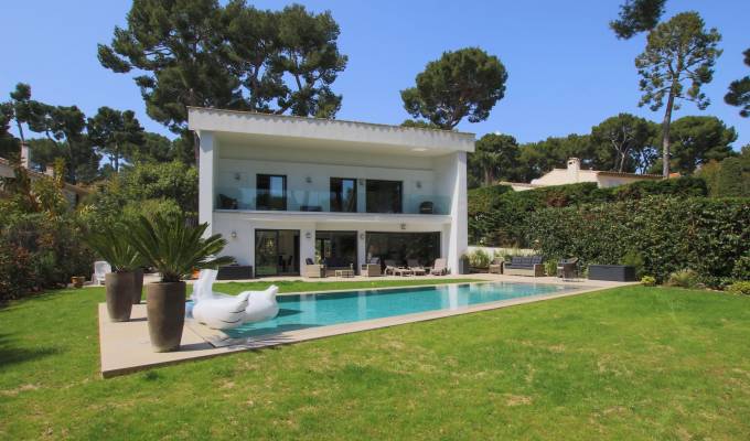 Seasonal rental Villa Antibes