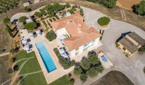 Seasonal rental Villa Campos