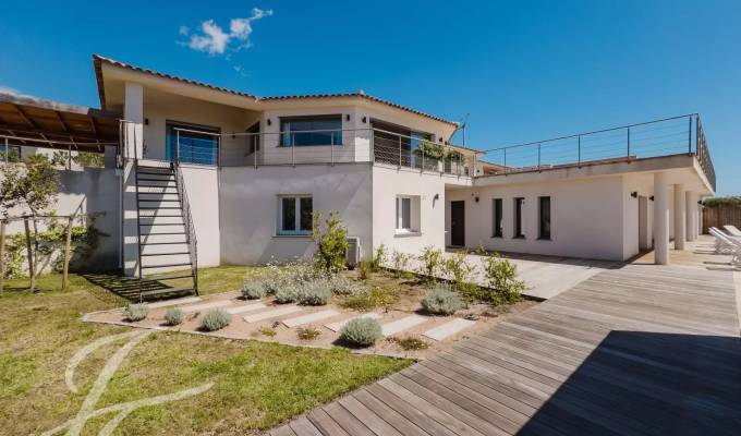 Seasonal rental Villa Sainte-Lucie-de-Porto-Vecchio